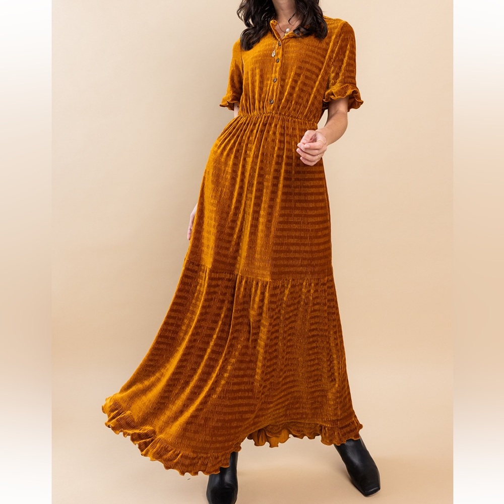 30 Fabulous Textured Velvet Tiered Maxi Dress - Picture 2 of 6
